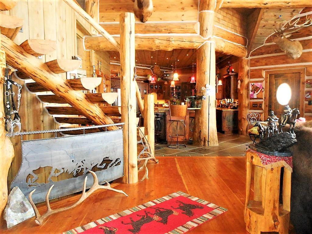 Mcdonald'S Ranch Lodge Gardiner Buitenkant foto